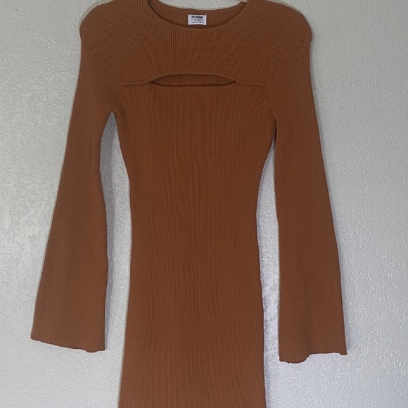 Cotton:On Rust Brown Ribbed CutOut Mini Sustainable Dress Long Bell Sleeve M NWT - Picture 1 of 8